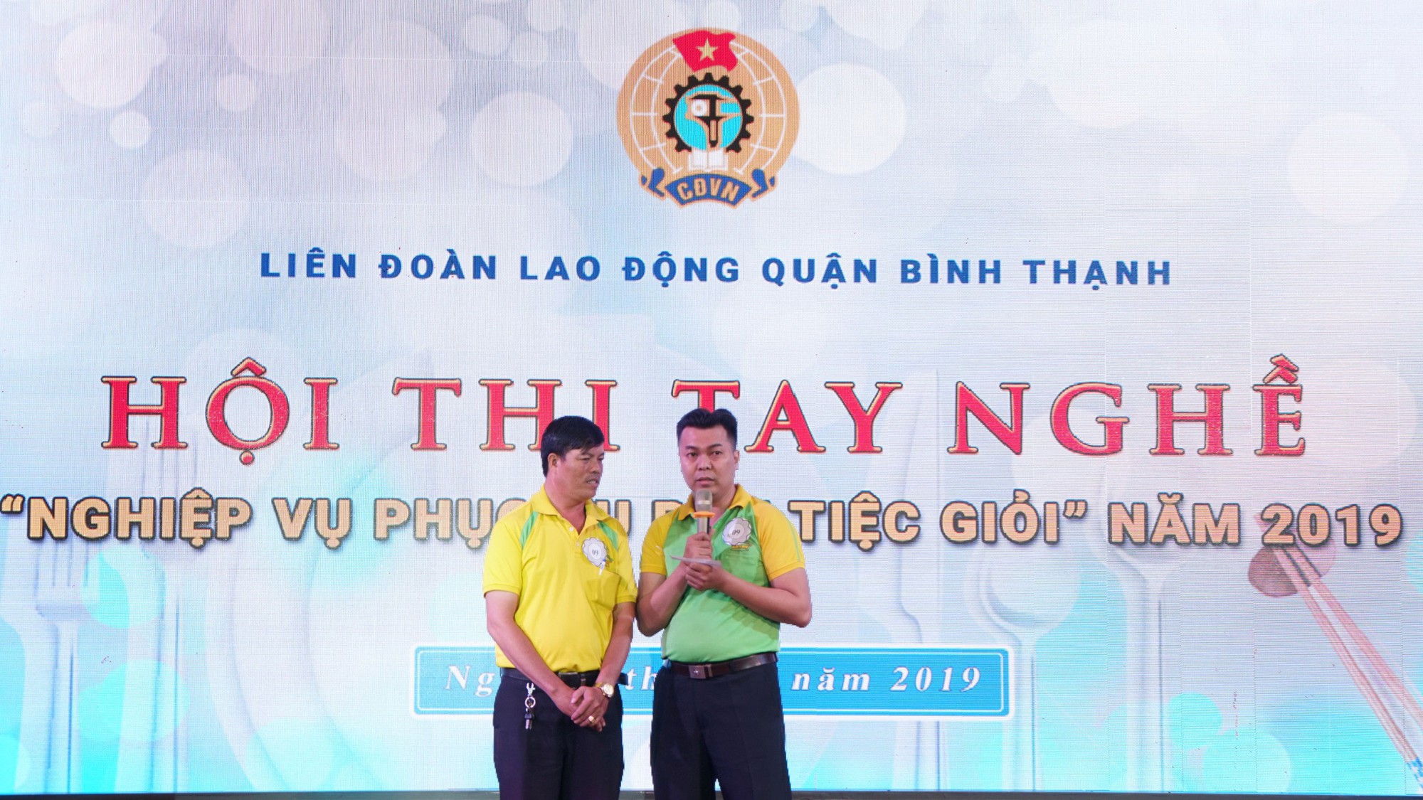 Đẩy mạnh phong trào ôn kiến thức, luyện tay nghề