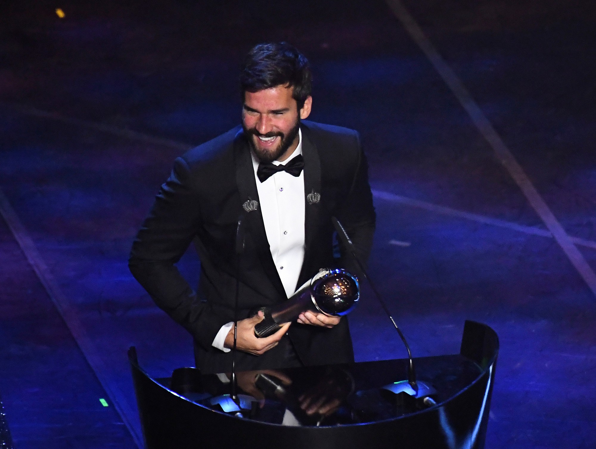 Alisson Becker - "Messi" của những thủ môn