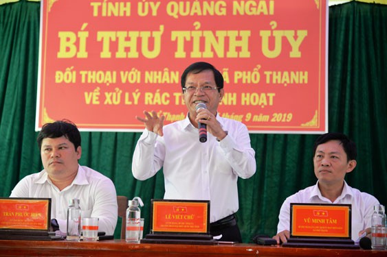 Lãnh đạo tỉnh đối thoại với dân về xử lý rác - Ảnh 1.