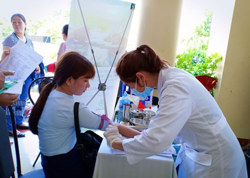 Chăm s&oacute;c sức khỏe miễn ph&iacute; cho đo&agrave;n vi&ecirc;n - Ảnh 1.