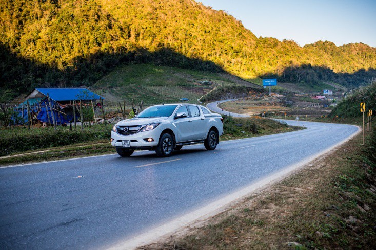 Mazda BT-50 c&oacute; gi&aacute; mới: giảm đến 60 triệu đồng  - Ảnh 2.