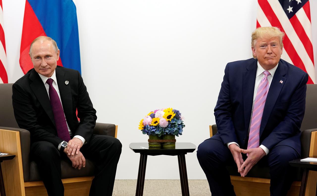 Nhà Trắng khóa chặt các cuộc gọi của ông Trump với tổng thống Nga