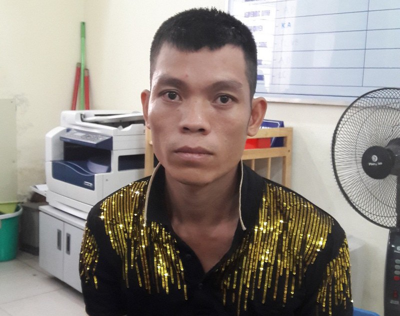 Dùng dao đâm thủng bụng người cùng thôn vì tranh chấp bờ vùng