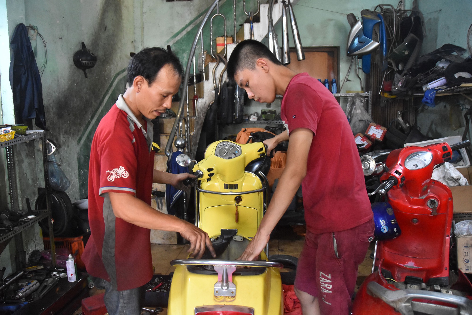 Bươn chải kiếm sống