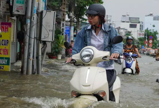 Chiều nay, triều cường sẽ "tấn công" trung tâm TP HCM