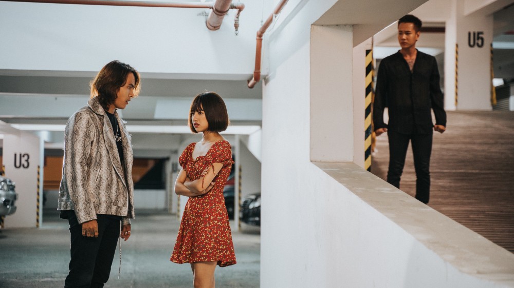 Lou Ho&agrave;ng so&aacute;n ng&ocirc;i top trending YouTube của Mỹ T&acirc;m - Ảnh 1.
