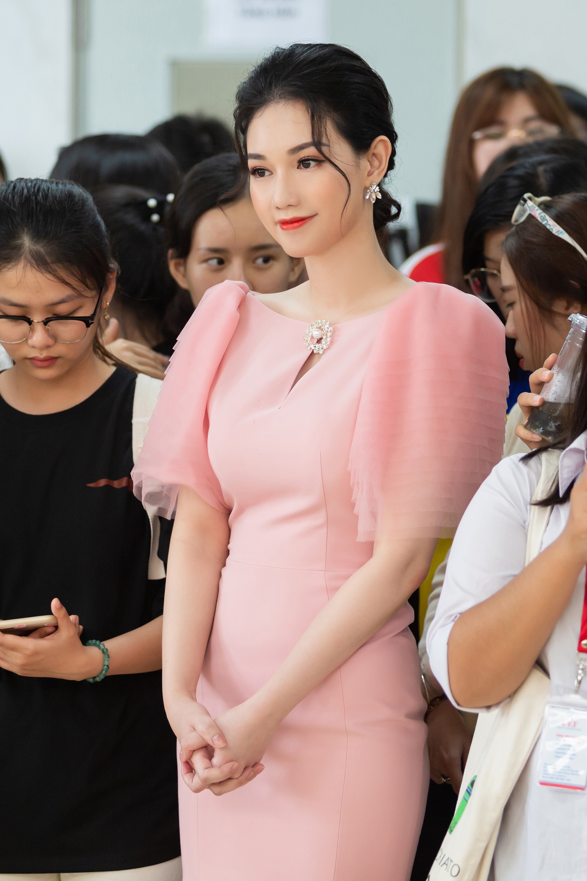 Quỳnh Chi mang phim Việt đến Mỹ - Ảnh 1.