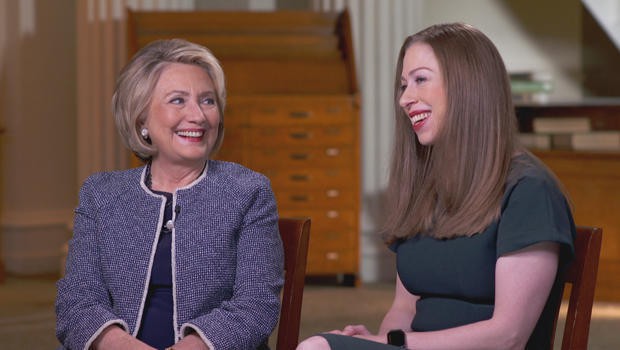 Bà Clinton: Tổng thống Donald Trump bị ám ảnh về tôi
