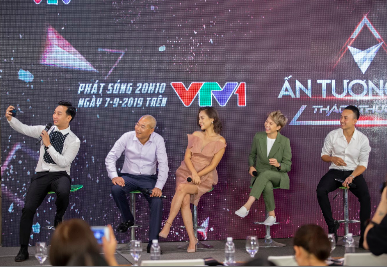"Về nhà đi con" sẽ chiến thắng áp đảo ở Giải thưởng VTV Awards 2019?