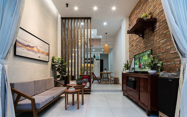 Ngôi nhà nằm sâu trong hẻm ở TP HCM đẹp ngỡ ngàng