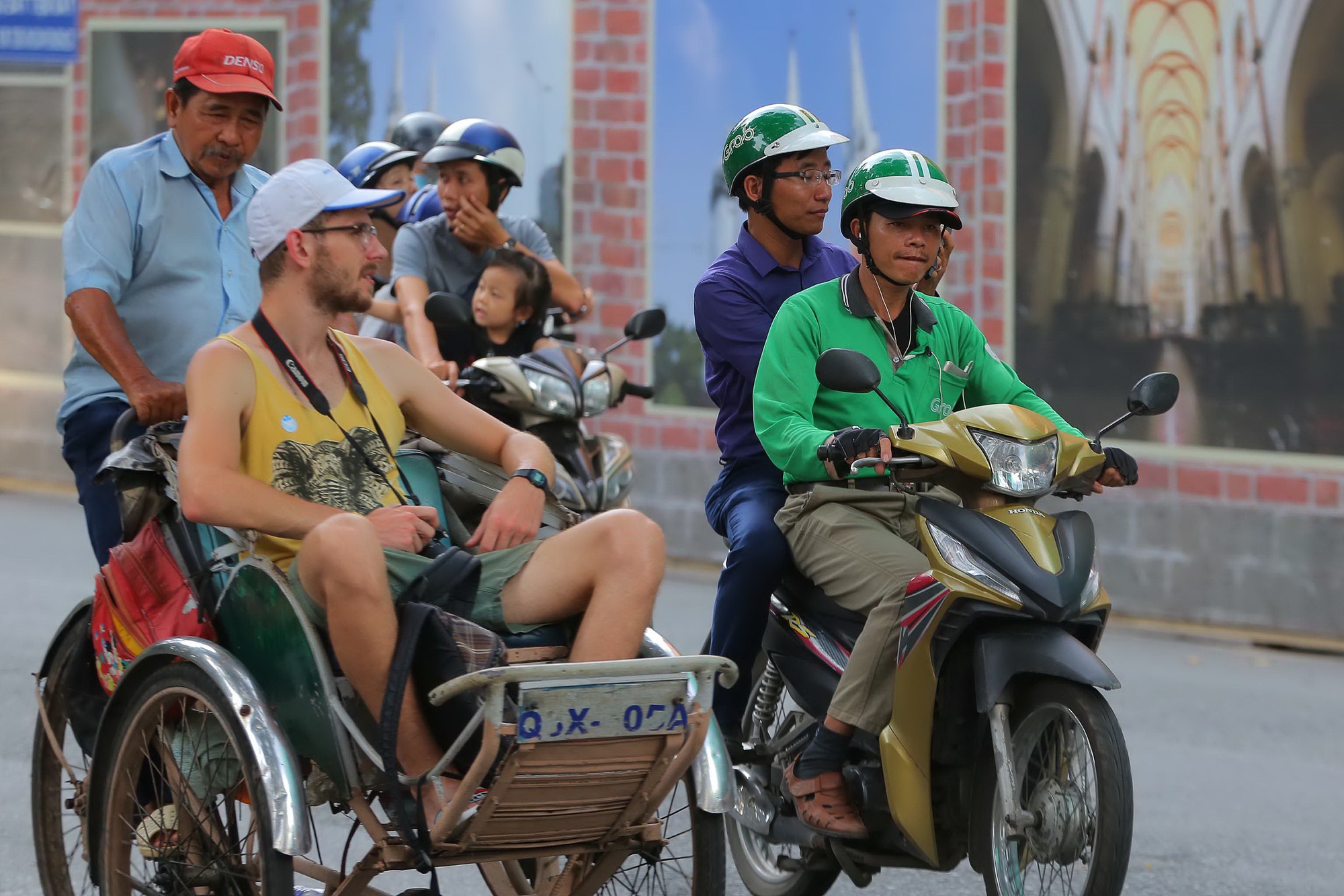 Cách tính thuế thu nhập cá nhân, GTGT với tài xế Grab