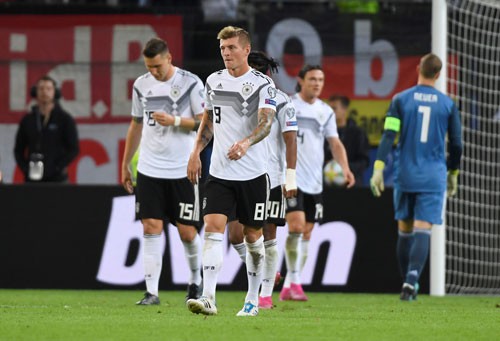 EURO 2020: Cuộc chiến giữa những kẻ sa cơ