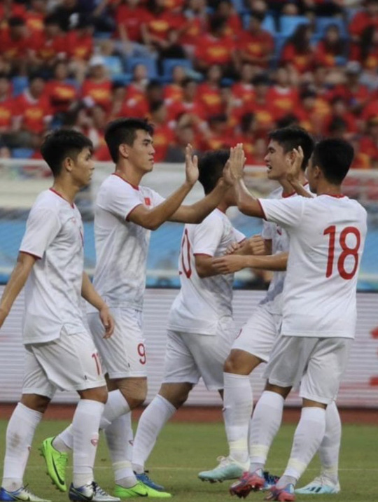 U22 Việt Nam thắng dễ U22 Trung Quốc 2-0
