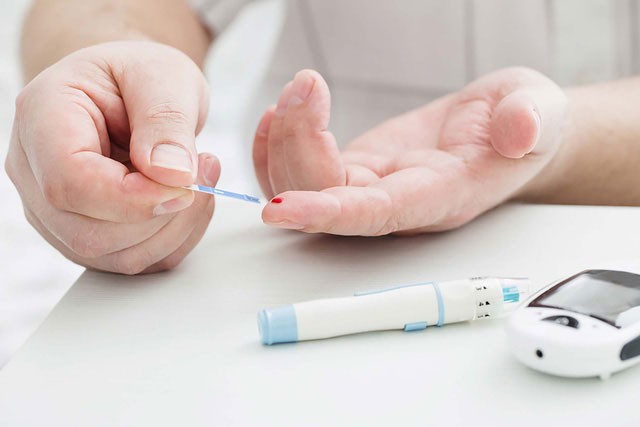 Bị đái tháo đường nhẹ, ngại uống thuốc hại gan