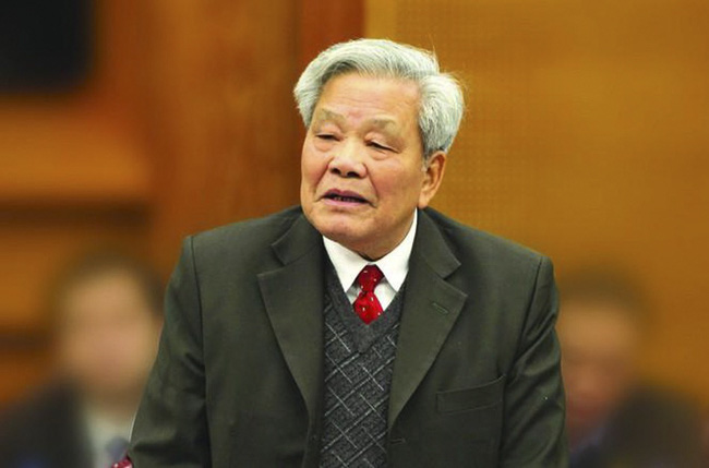"Có những người khi quyền vào tay thì làm nhiều điều rất đáng chê trách"