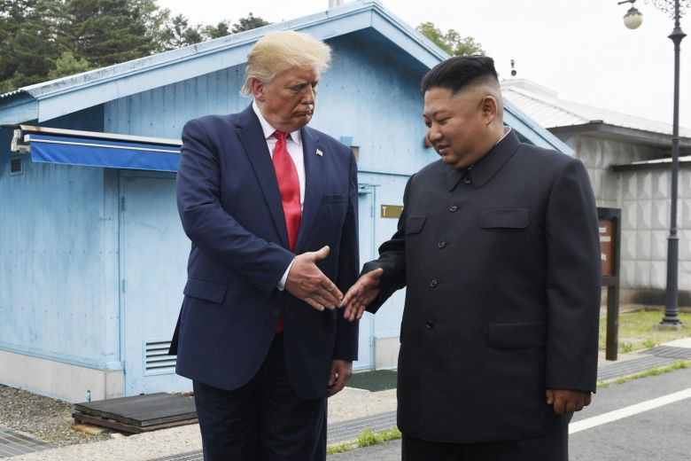 Không ai rõ sinh nhật ông Kim Jong-un, tổng thống Trump vẫn nhớ chúc mừng