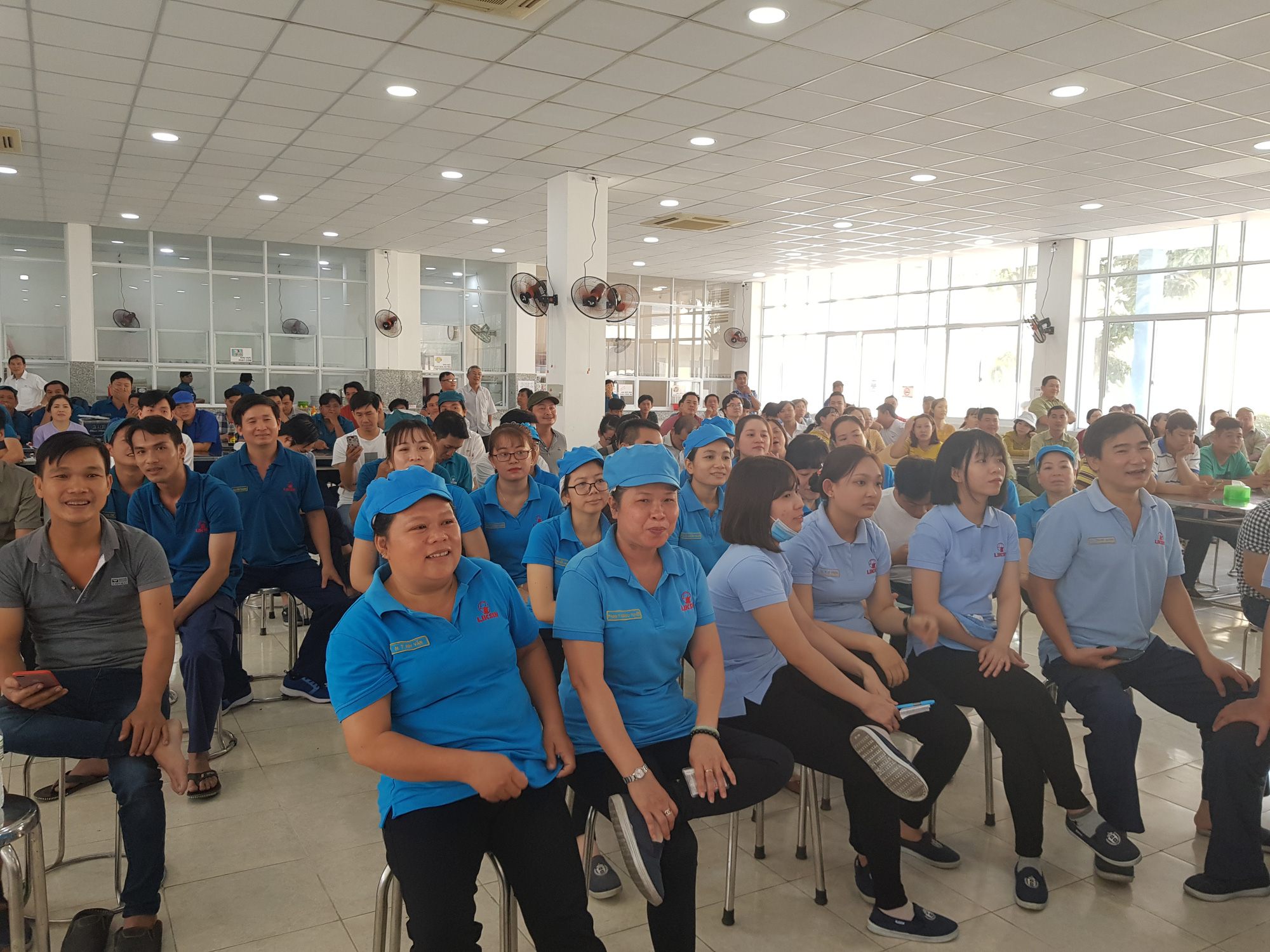 Liksin thưởng vàng cho lao động xuất sắc - Ảnh 4.