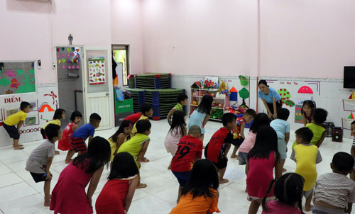 Giúp người lao động vượt khó