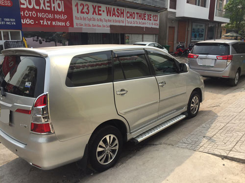 "Cháy" dịch vụ cho thuê xe tự lái dịp Tết