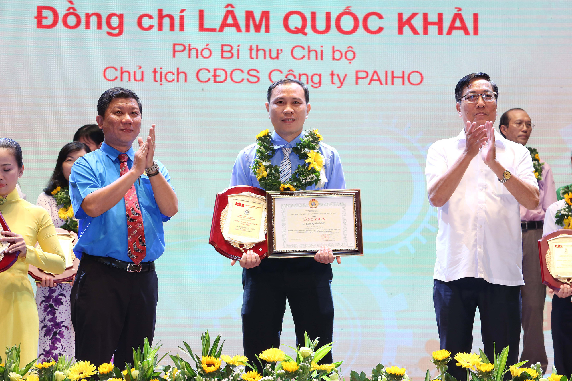 Tuy&ecirc;n dương 90 đảng vi&ecirc;n l&agrave; c&aacute;n bộ C&ocirc;ng đo&agrave;n cơ sở - Ảnh 5.