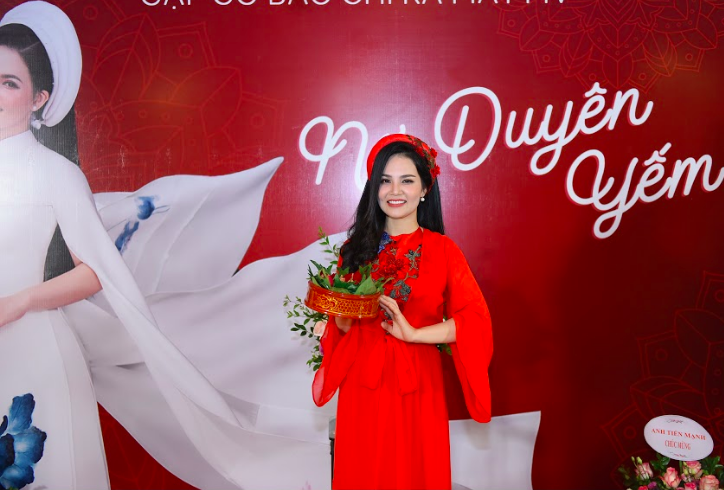 Mai Thương ngọt ngào đằm thắm với “Nợ duyên yếm đào”