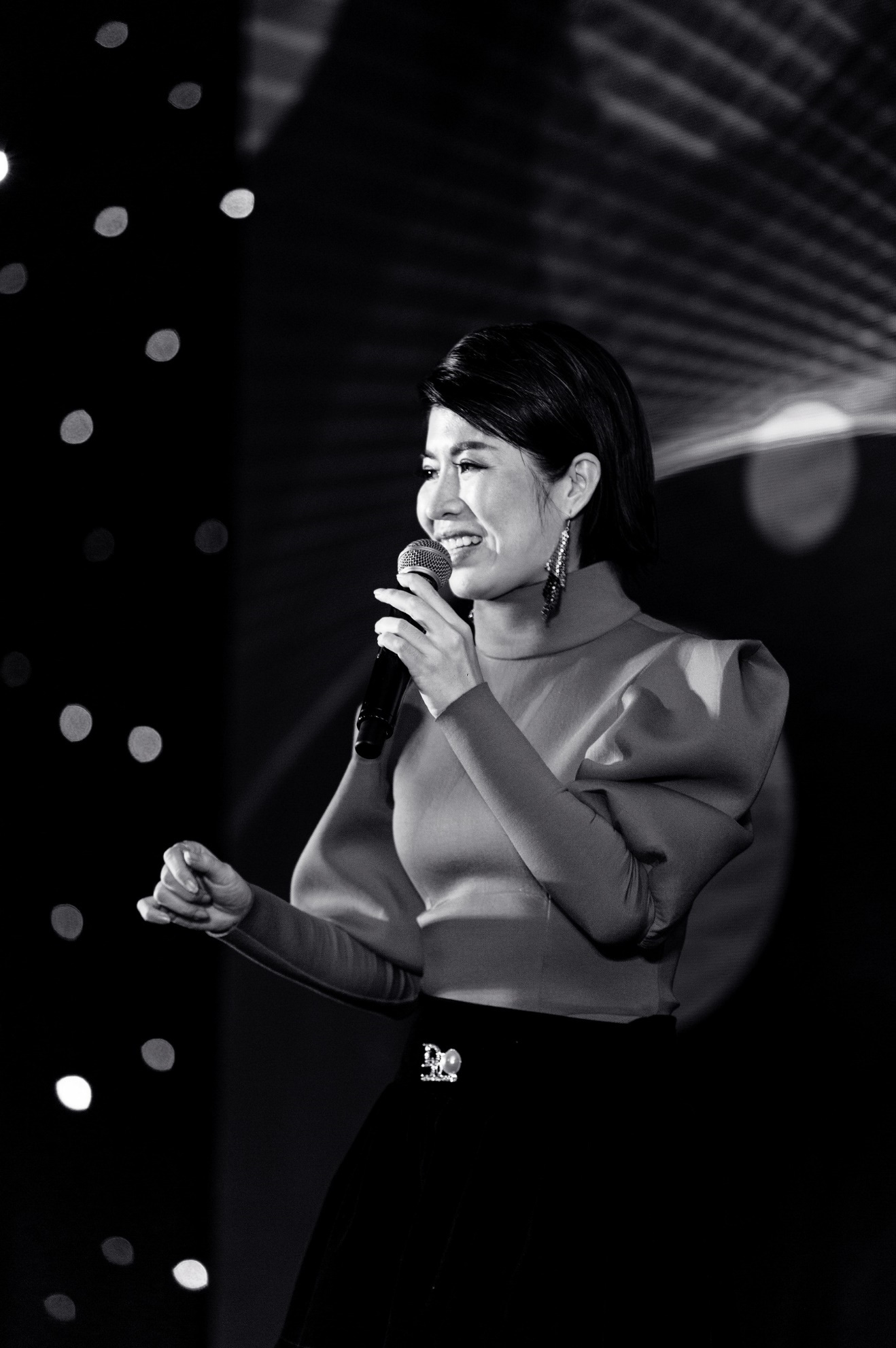 Ca sỹ, MC Thi Thảo c&ugrave;ng học tr&ograve; tham gia đ&ecirc;m nhạc &ldquo;Sing To Build&rdquo; - Ảnh 4.