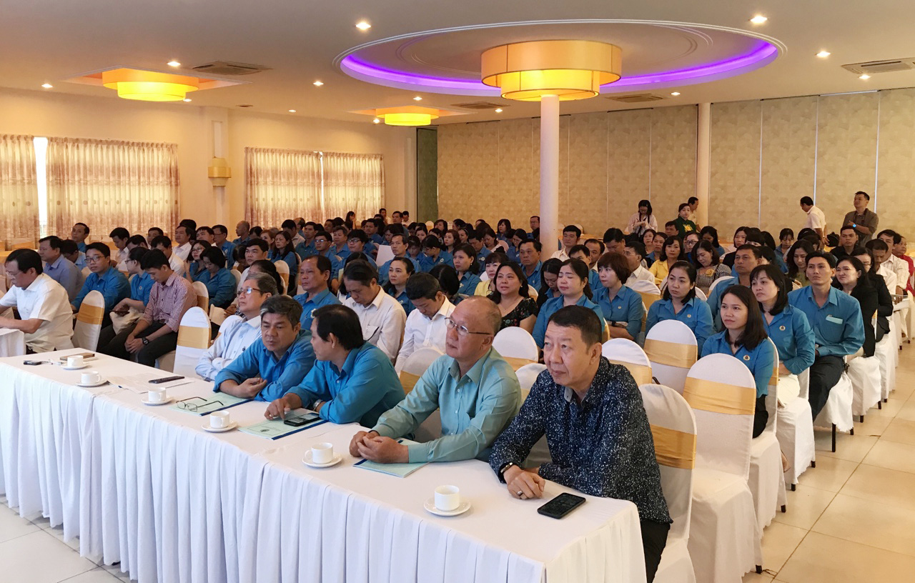 Bảo đảm thu nhập, đời sống của người lao động - Ảnh 2.