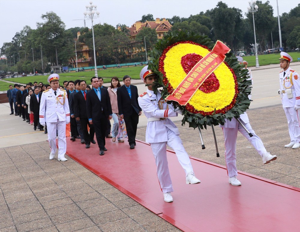 Biểu dương 90 cấp ủy viên là chủ tịch Công đoàn cơ sở tiêu biểu doanh nghiệp ngoài khu vực Nhà nước - Ảnh 6.