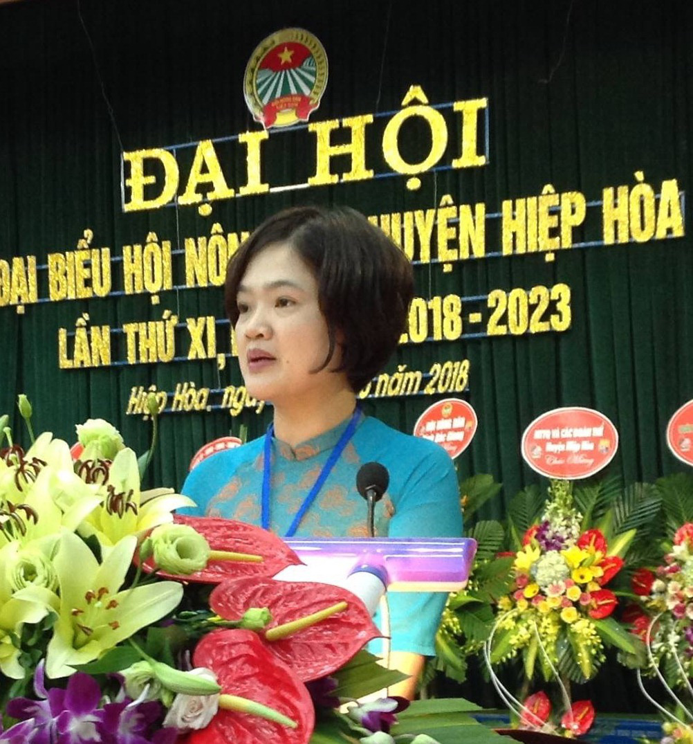Bà nông dân 8X sành điệu