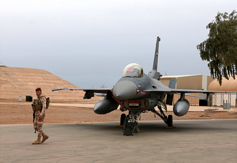 Tên lửa dội xuống căn cứ có quân Mỹ ở Iraq