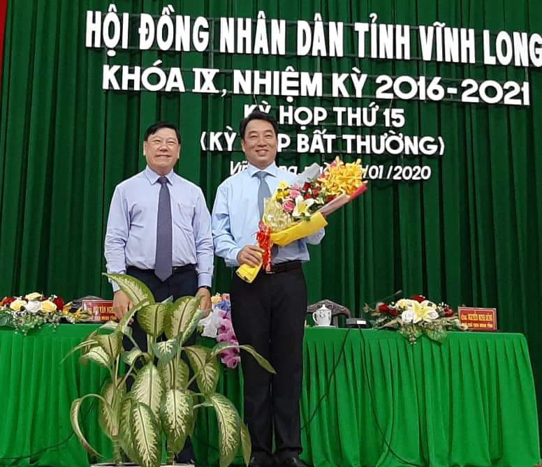 Vĩnh Long có tân Chủ tịch UBND tỉnh sau kỳ họp bất thường - Ảnh 1.