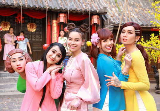 Nhạc Tết biến đổi lớn