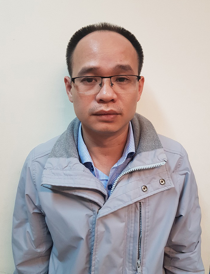 Bắt 1 Ph&oacute; chi Cục trưởng Hải quan Cửa khẩu Chi Ma tiếp tay cho bu&ocirc;n lậu hơn 100 tấn dược liệu - Ảnh 2.
