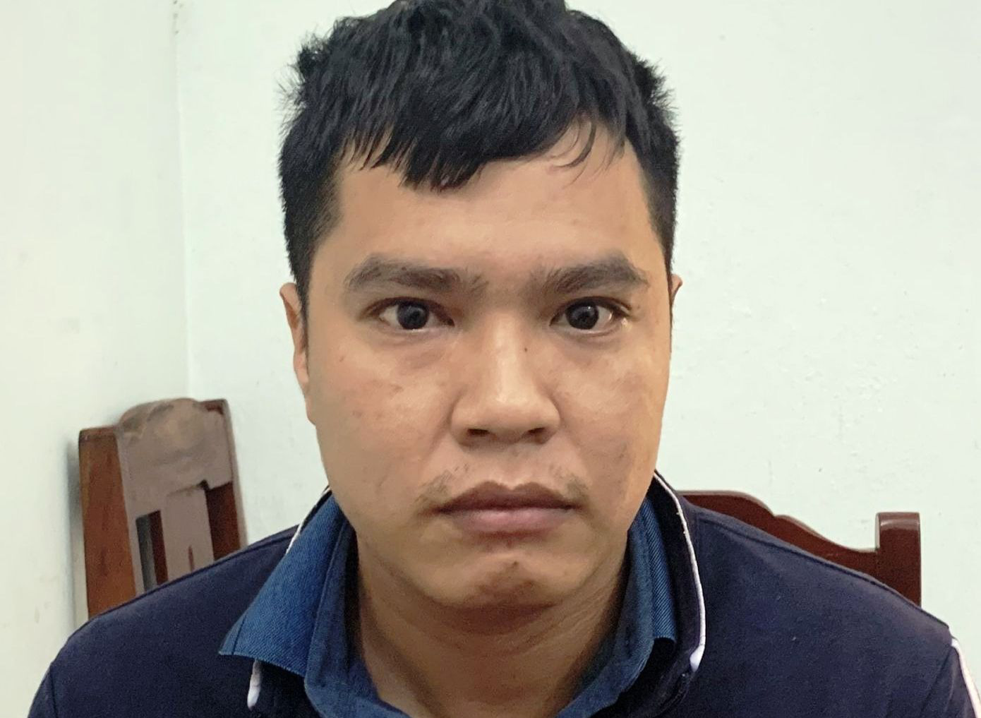 Giả danh công an nổ có nhiều nhà, đất tiền tỉ rồi lừa 400 triệu đồng - Ảnh 1.
