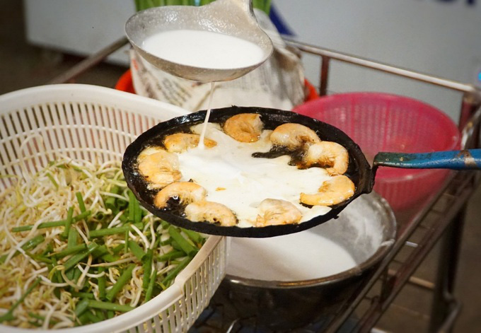Qu&aacute;n b&aacute;nh x&egrave;o t&ocirc;m mực Quy Nhơn - Ảnh 3.