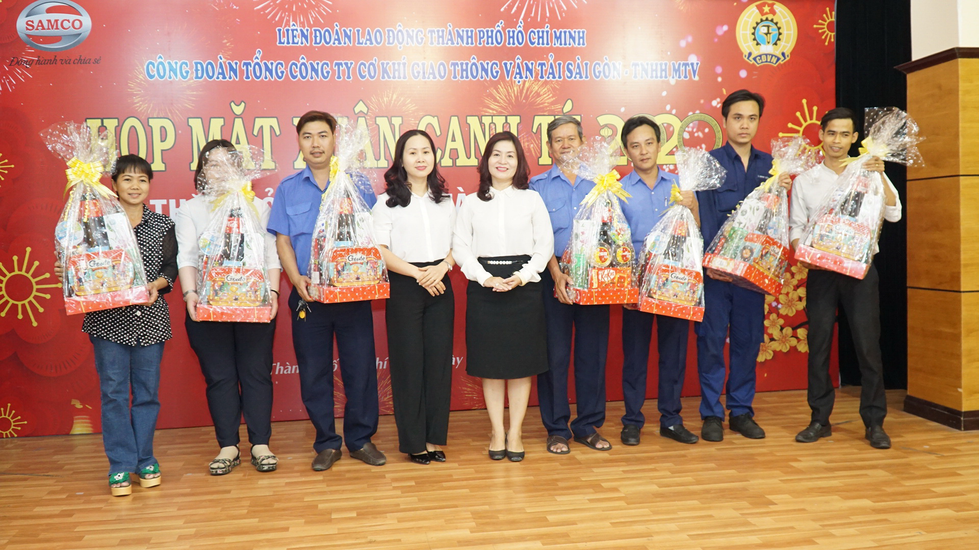 Tết ấm áp đến với công nhân khó khăn SAMCO