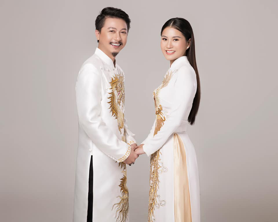Nghệ sĩ Việt đua nhau khoe sắc trong loạt ảnh Tết - Ảnh 3.