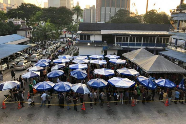 Giảm 50% tiền phạt giao thông khi nộp trực tuyến