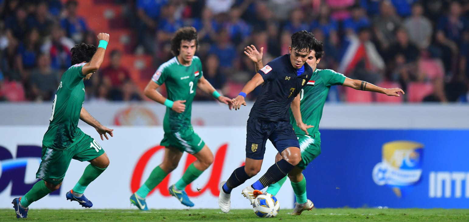 Th&aacute;i Lan nghẹt thở vượt qua v&ograve;ng bảng, v&agrave;o tứ kết U23 ch&acirc;u &Aacute; 2020 - Ảnh 1.
