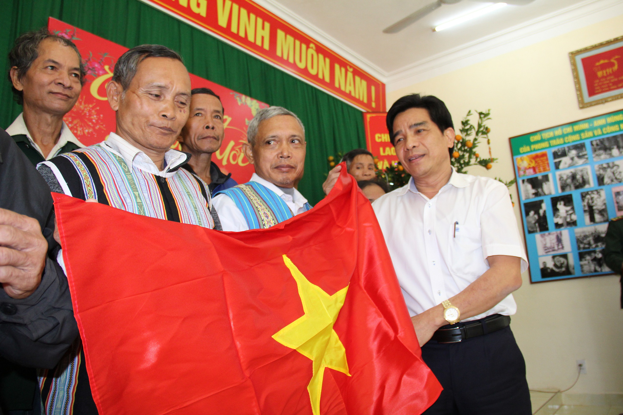Tỉnh ủy Quảng Nam gửi thư cảm ơn chương trình "Một triệu lá cờ Tổ quốc cùng ngư dân bám biển"