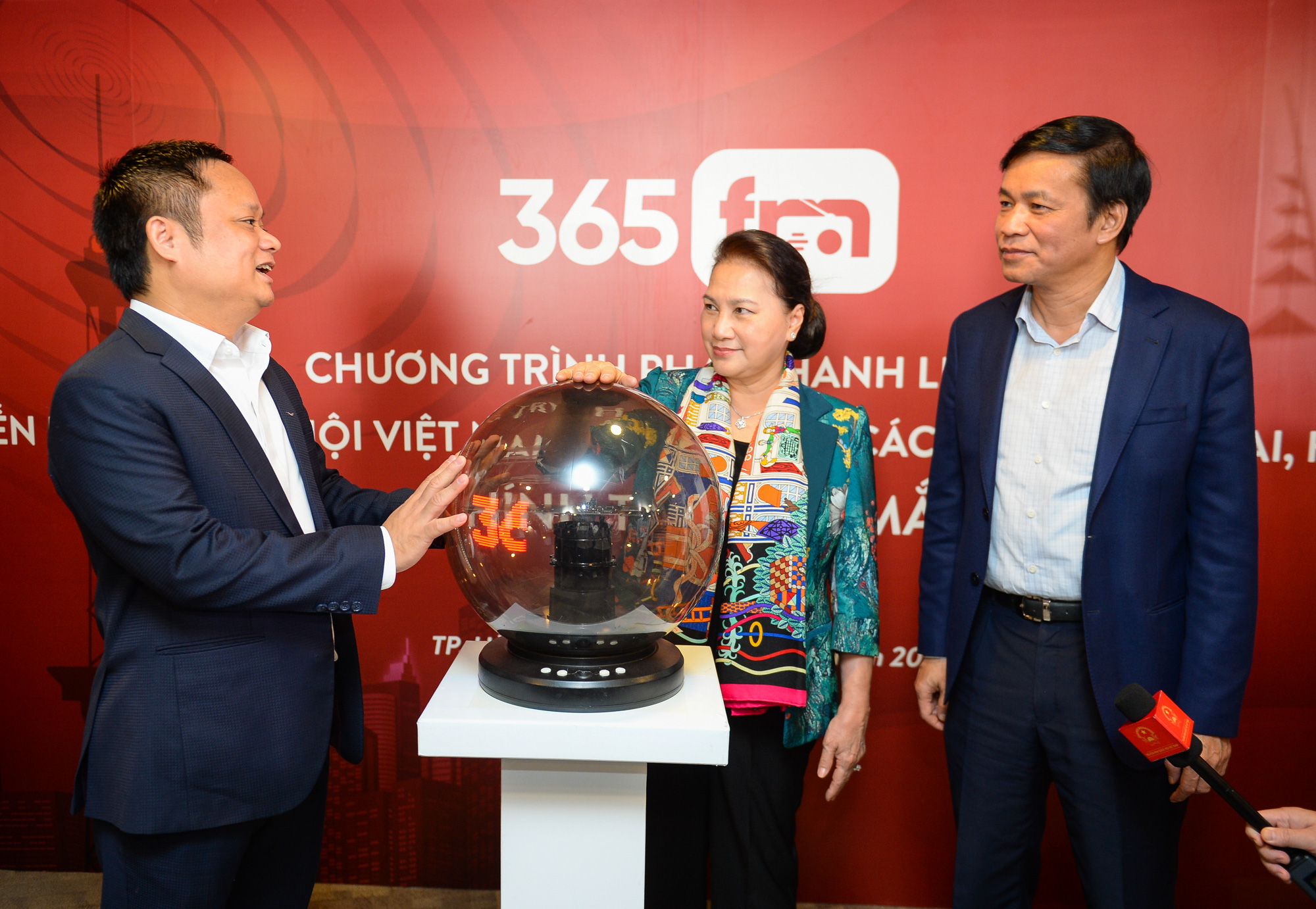 Chính thức phát sóng chương trình phát thanh liên kết 365 FM