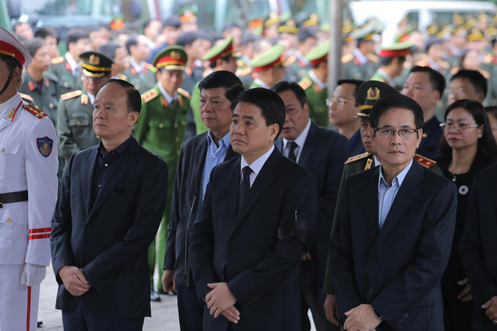 Thủ tướng Nguyễn Xuân Phúc viếng 3 liệt sĩ công an hy sinh tại xã Đồng Tâm - Ảnh 16.