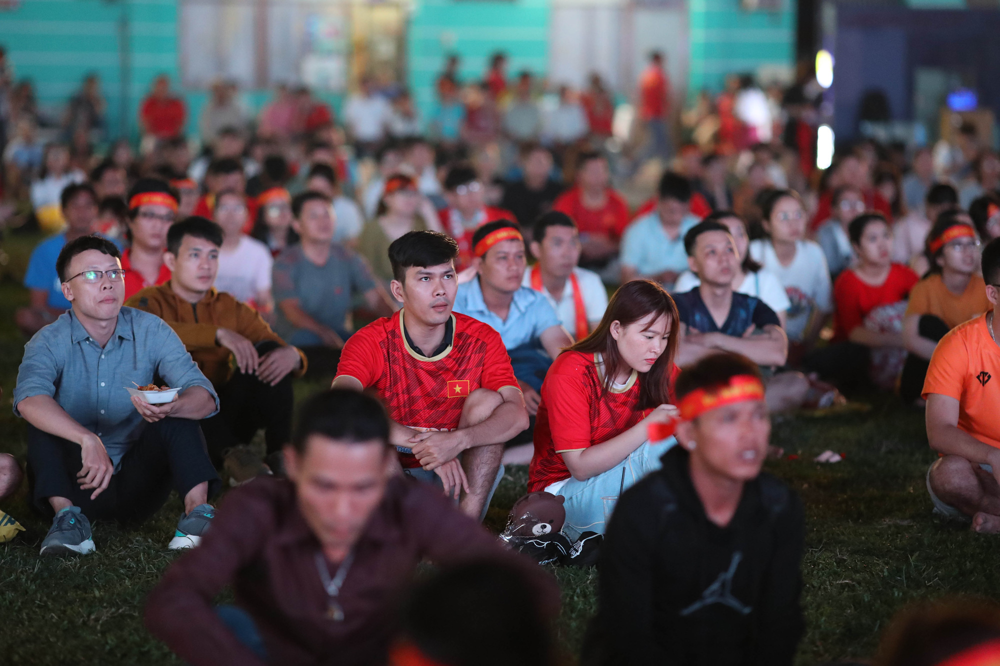 Thất vọng, tiếc nuối khi U23 Việt Nam rời giải ch&acirc;u &Aacute; từ v&ograve;ng bảng - Ảnh 4.