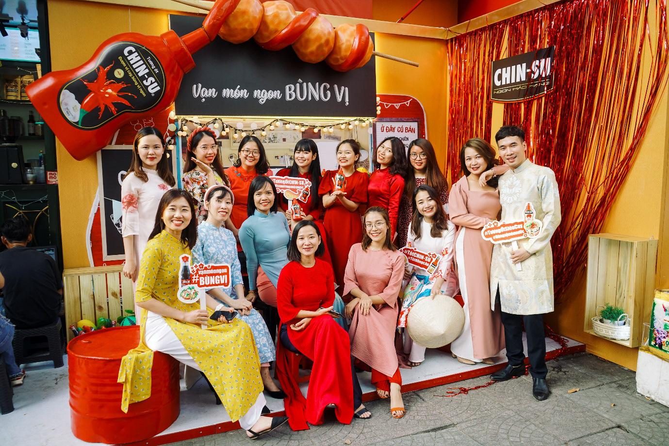 Hot girl Mắt Biếc check-in với c&aacute;c si&ecirc;u phẩm khổng lồ tại G&oacute;c Phố Xu&acirc;n 2020 - Ảnh 7.