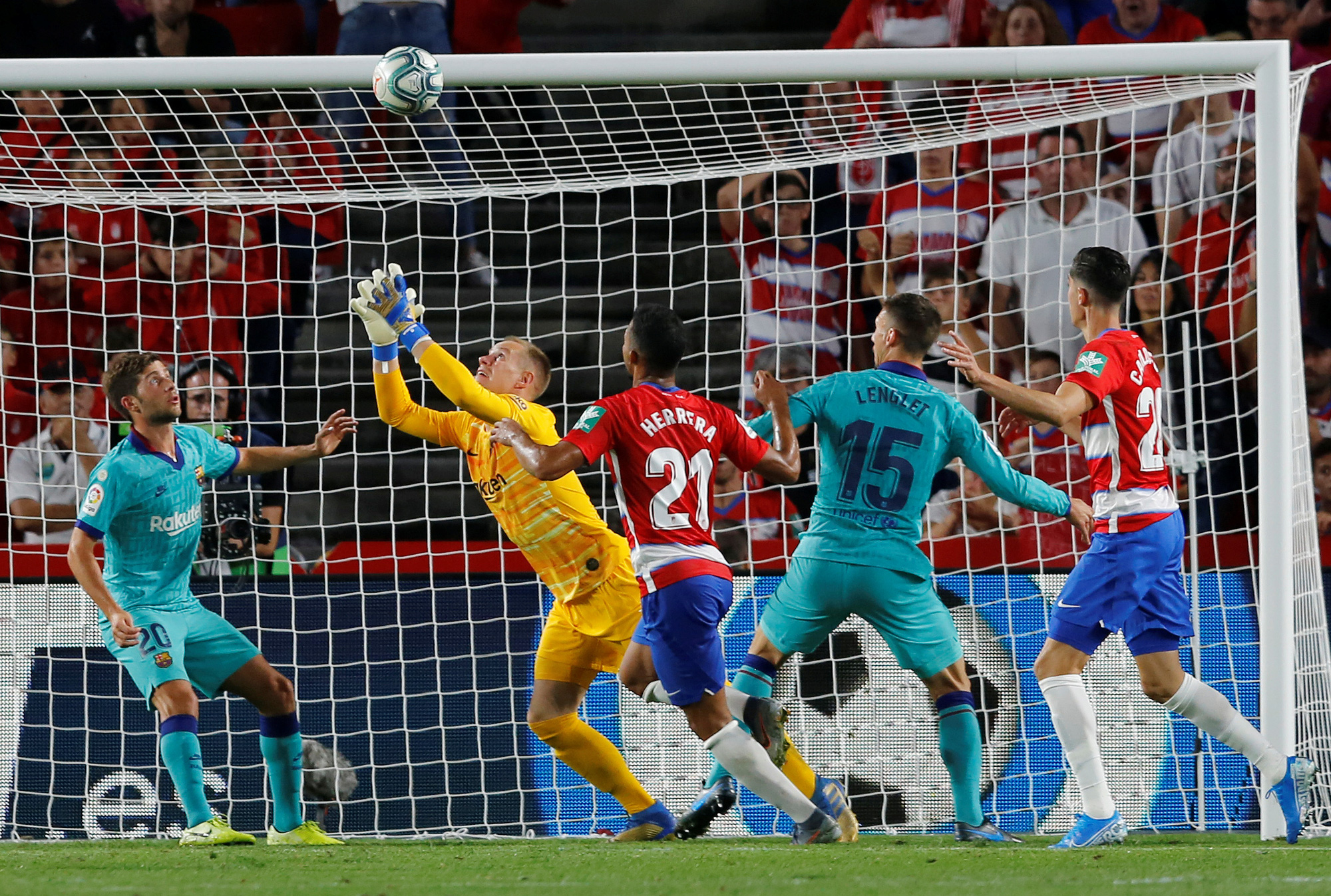 Barcelona: B&agrave;i test kh&oacute; cho thầy mới Setien - Ảnh 1.