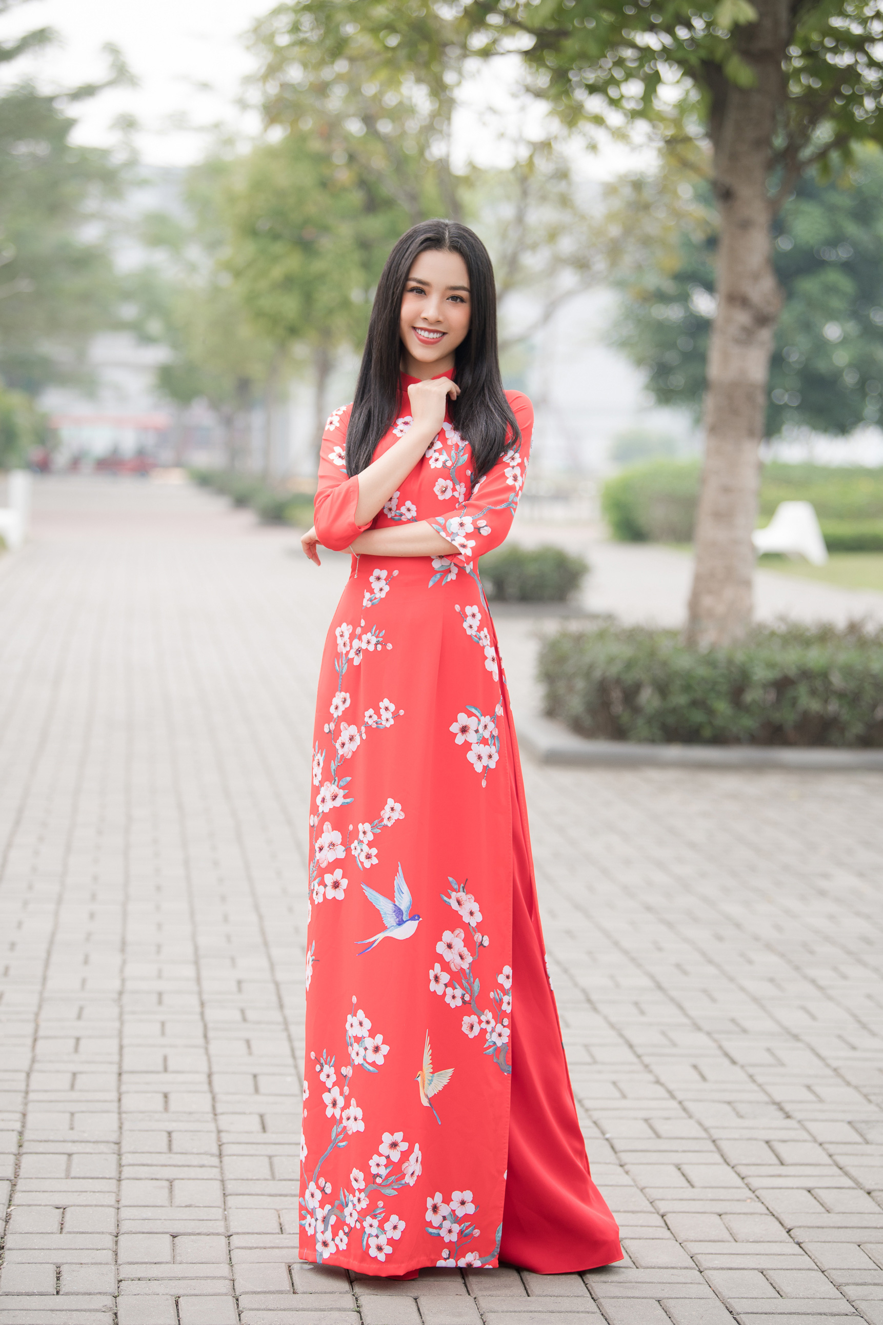 Thướt tha, duy&ecirc;n d&aacute;ng &aacute;o d&agrave;i du xu&acirc;n của sao Việt - Ảnh 8.
