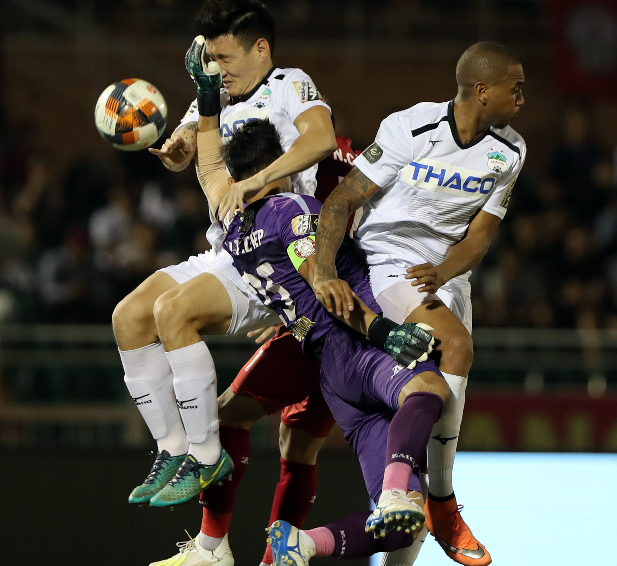 3 "ông lớn" V-League nghỉ Tết muộn nhất