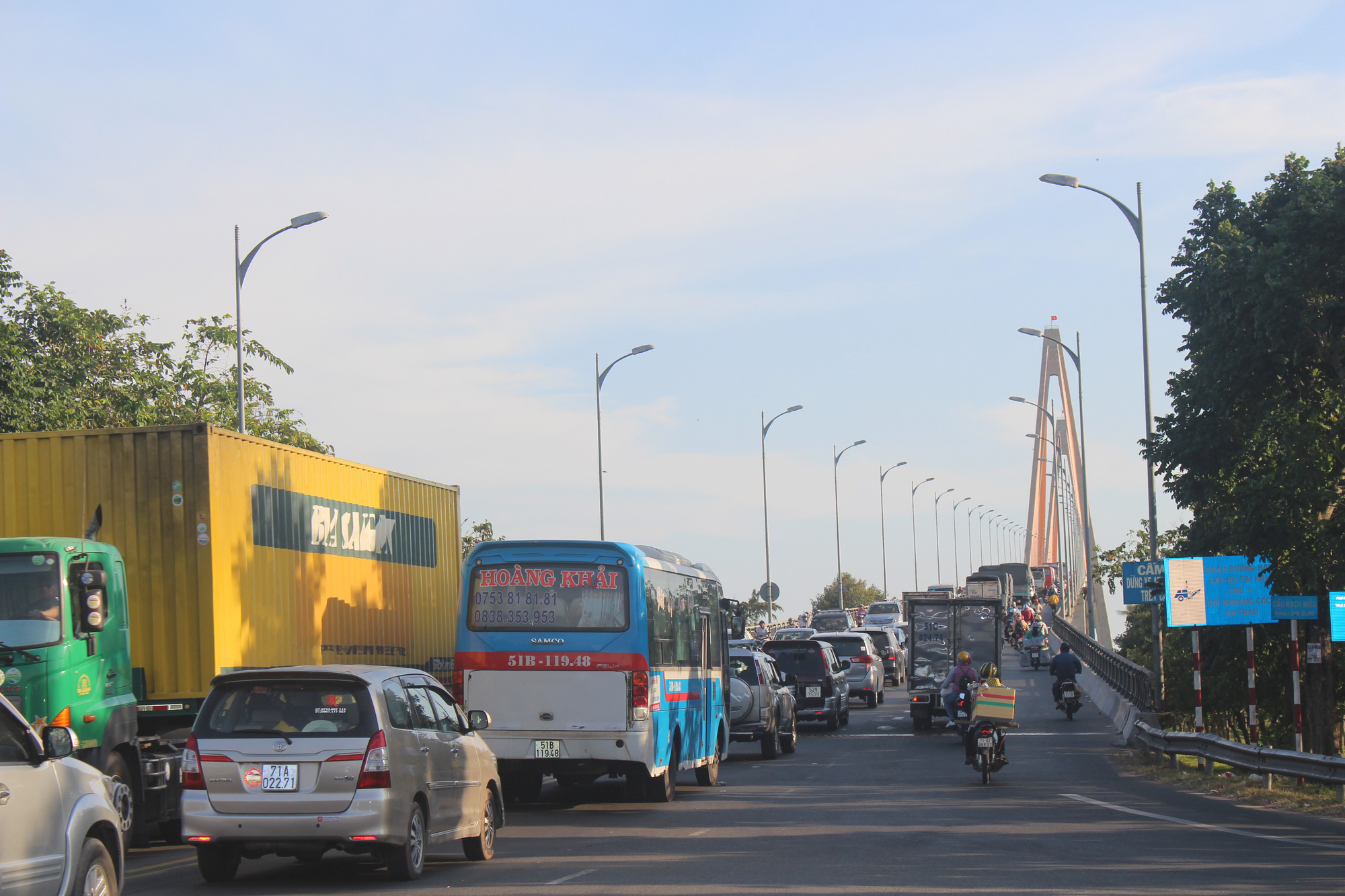 Có nên mở lại phà Rạch Miễu?