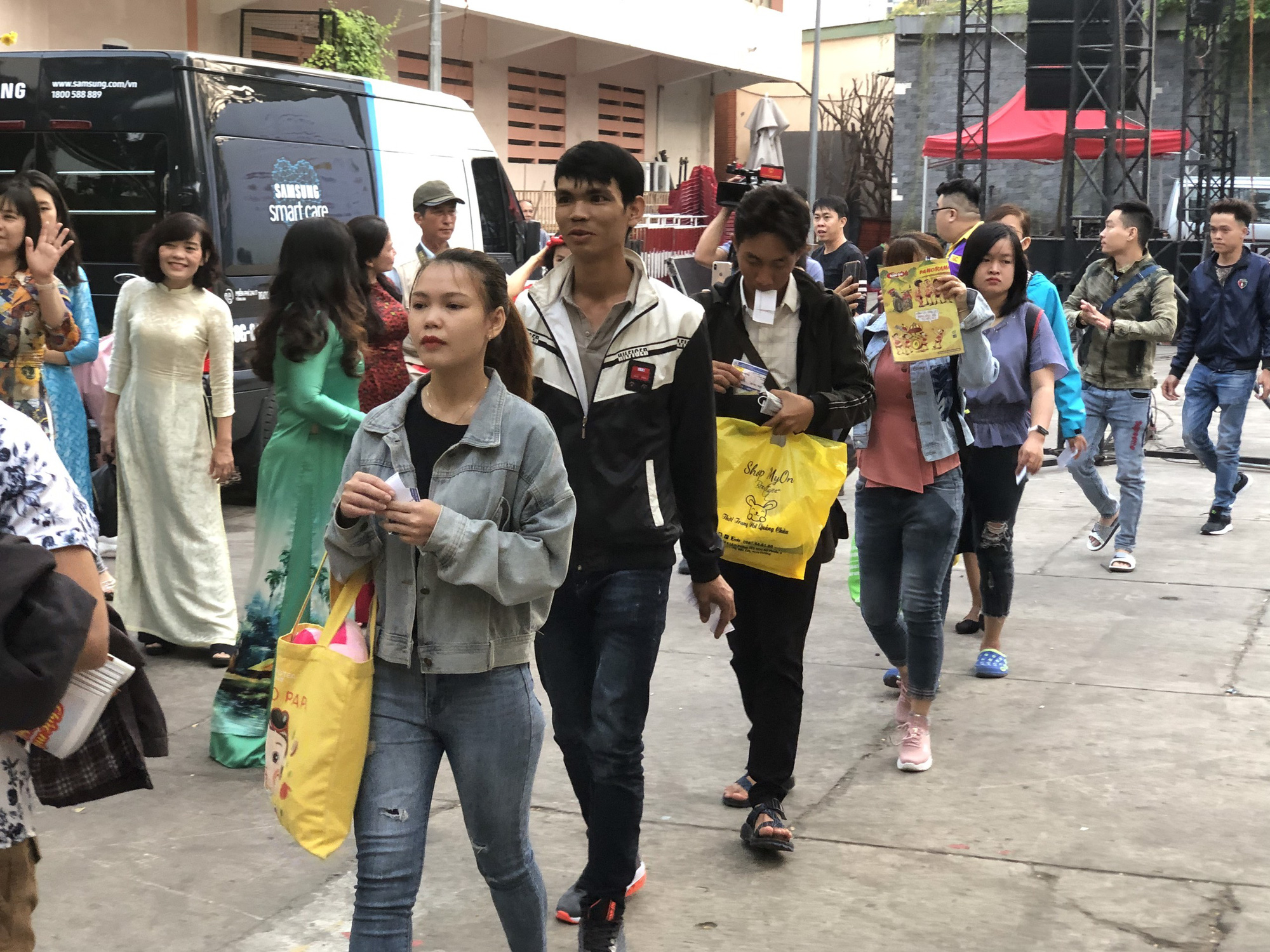 Những chuyến xe sum vầy - Ảnh 3.