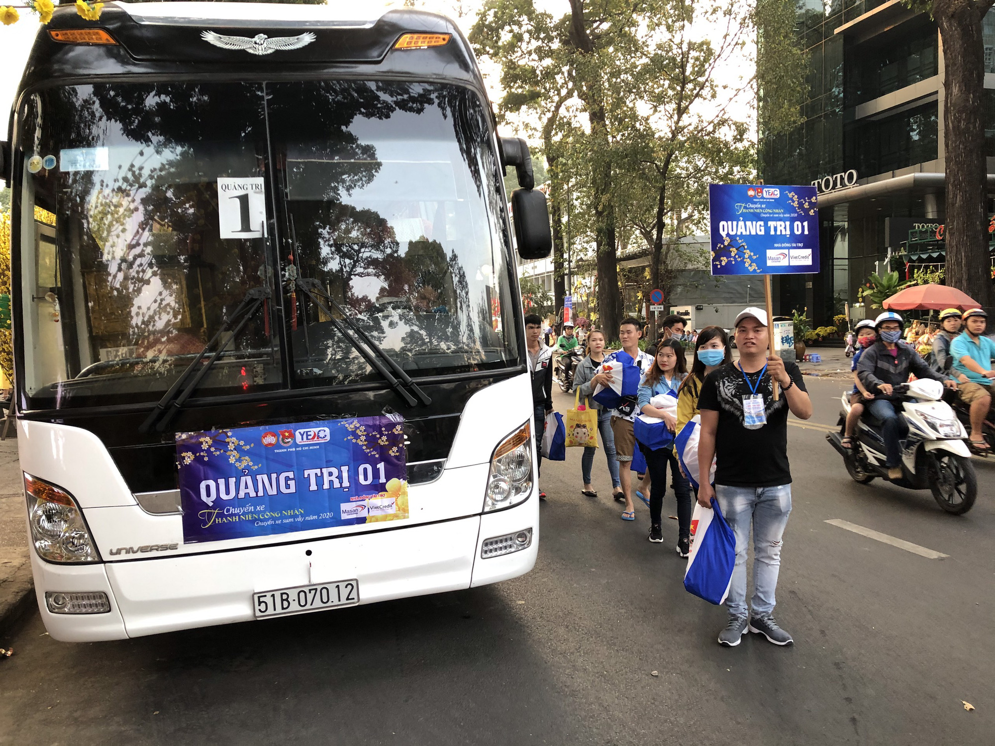 Những chuyến xe sum vầy